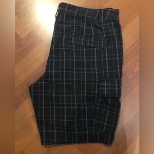 Men’s shorts black plaid size 34 Denver Hayes